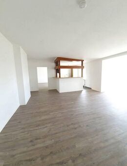 Urbanes Wohnen - stilvolle Dachgeschosswohnung mit Charakter - Magdeburg