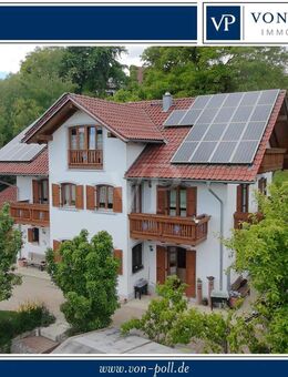 Einfamilienhaus im Landhausstil mit schön angelegten Garten - Schaufling