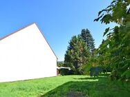 Vollerschlossenes Baugrundstück für eine Doppelhaushälfte am Feldrand zu Bodenrichtwert - Karlstein (Main)