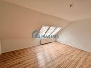 Moderne Dachgeschosswohnung mit 3 Zimmern, Balkon & Stellplatz, wird modernisiert - Schwerin