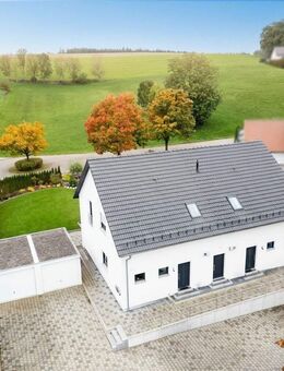 Wohnen mit Komfort und Gartenidylle - stilvolles Doppelhaus in ruhiger Lage - Aindling