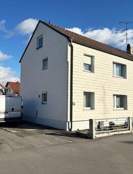 Stadt Plattling: 2 Wohnhäuser mit 880 m2 Grund od. Baugrund f. Neubau-Mehrfam.-Haus od. Reihenhäuser - Plattling