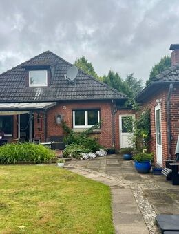 Charmantes Einfamilienhaus mit Garage in zentraler, ruhiger Lage von Brunsbüttel - Brunsbüttel