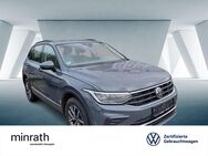 VW Tiguan, 1.5 TSI Life Black, Jahr 2022 - Duisburg