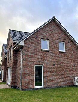 Erstbezug Doppelhaushälfte mit Garten - Norden