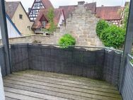 **einziehen und wohlfühlen** moderne 4 Zimmer-Wohnung mit Balkon, teilmöbliert, in historischem Gebäude im Stadtkern von Altdorf bei Nürnberg - Altdorf (Nürnberg)