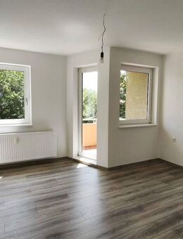 Familienhit mit Balkon, Tageslichtbad und Dusche - Salzgitter
