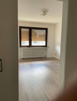Renovierte 1 Raum-Wohnung - Wuppertal