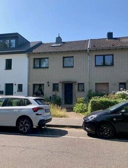 REIHENHAUS mit AUSBAUPOTENZIAL - Neuss