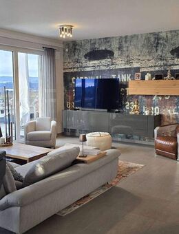 Luxus pur! Top Penthouse-Wohnung mit Aufzug, EBK, Doppelgarage & phantastischem Blick über Limburg! - Limburg (Lahn)