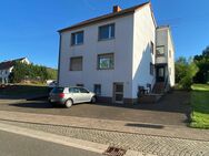 Charmantes Zweifamilienhaus mit Garten und Stellplätzen - Eppelborn