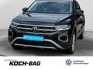 VW T-Roc, 1.5 TSI Style, Jahr 2023 - Ellwangen (Jagst)