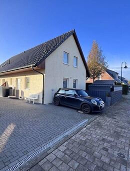 Reinfeld : Moderne und energieeffiziente 3-Zi Doppelhaushälfte in gefragter Wohnlage von Reinfeld - Reinfeld (Holstein)