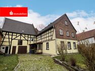 Landidylle mit Potenzial: Wohnhaus mit Scheune in ruhiger Lage - Petersberg (Thüringen)