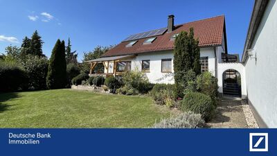 Großzügiges Einfamilienhaus mit herrlichem Grundstück!