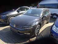 VW Passat Variant, 2.0 TDI Business, Jahr 2021 - Oyten