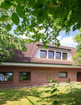 Lüneburg: Modernisiertes Einfamilienhaus mit großem Anbau Baujahr 1998 auf Eigentumsgrundstück mit Platz für 1-2 Familien - Lüneburg