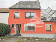 Charmantes Einfamilienhaus mit Doppelgarage und Dachterrasse - Schleich