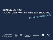 VW T-Roc Cabriolet, 1.5 TSI R-Line IQ #black, Jahr 2022 - Ebersberg