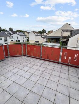 Gepflegte Dachgeschosswohnung in Koblenz-Neuendorf - Koblenz