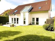 Luxuriöses Einfamilienhaus mit Einliegerwohnung und schönem Garten in Talheim! - Talheim (Regierungsbezirk Stuttgart)
