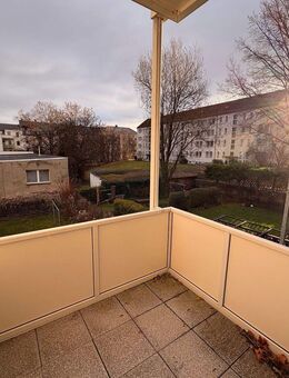 Bodenbelag nach Ihrem Wunsch! Tolle 2 Raumwohnung mit Balkon in Gablenz! - Chemnitz