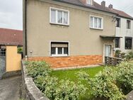 Gepflegtes Bauernhaus mit Nebengebäuden, Stallungen, großem Garten und Garage - Rauschwitz