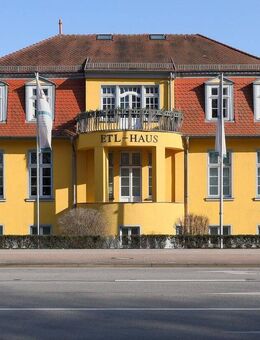 Repräsentative Villa/ Kanzlei mit 604 m² NFL und hoher Standortpräsenz im Stadtzentrum von 17033 NB - Neubrandenburg