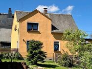 Kleines Häuschen in dörflicher Idylle. - Falkenstein (Vogtland)