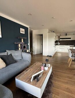 *** Neuwertige, energieeffiziente (KfW 40) - 3-Zimmer-Wohnung mit Südbalkon *** - Aletshausen