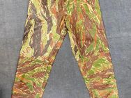 Auffällige Camo Lederhose Dschungel Tarn Grün-Braun Gr 36 / S - Köln