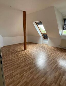 Geräumige 3-Zimmer-Wohnung in Bad Langensalza mit Balkon - Bad Langensalza