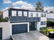 Großzügiges Familiendomizil mit Einliegerwohnung und vielfältigen Extras - Renningen