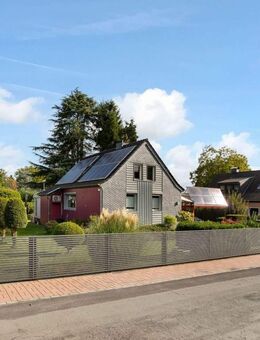 Freistehendes Einfamilienhaus mit traumhaftem Garten mit Erbpacht - Krefeld