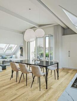 Sonnige 4-Zimmer-Dachgeschosswohnung mit Terrasse und Balkon - München