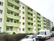Erstbezug nach Sanierung 4-Zimmer-Wohnung mit Balkon und Lift - Halle (Saale)