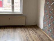 Große 4-Raum-Wohnung im Erdgeschoss mit Gemeinschaftsgarten in Finne OT Lossa! - Finne