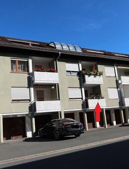 3-Zimmer-ETW mit Loggia in zentraler Lage - vermietet - mit 2 Garagen - Bad Berneck (Fichtelgebirge)