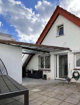 Charmante 4-Zimmer-Wohnung mit Dachterrasse im Herzen von Bad Salzuflen - Bad Salzuflen