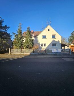Top! 1-2 Familienhaus, Garten u. Doppelgarage - Mühlheim (Main)