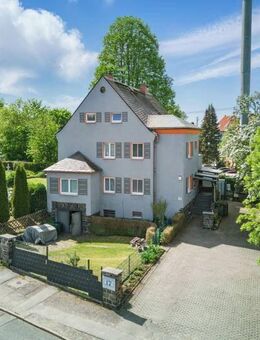Einfamilienhaus mit Einliegerwohnung in Limbach-Oberfrohna - Limbach-Oberfrohna