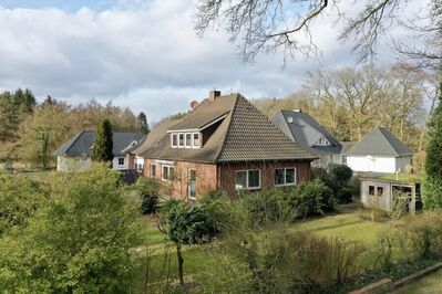 Ideale Kapitalanlage! Mehrfamilienhaus mit 3 Wohneinheiten & viel Platz!