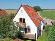 Einfamilienhaus mit Doppelgarage in herrlicher Naturlage am Ortsrand von Oberhaunstadt - Ingolstadt