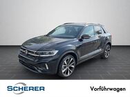 VW T-Roc, 1.5 TSI R-Line IQ, Jahr 2024 - Wiesbaden