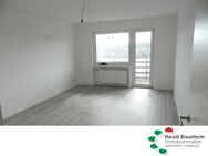 Frisch sanierte Etagenwohnung in ruhigem Haus mit Fahrstuhl und sonniger Loggia, ca.74m², im Eichholz. - Lüdenscheid