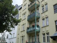 Großzügige 2-Raumwohnung mit Balkon Einbauküche und Stellplatz - Chemnitz