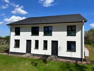 Doppelhaushälfte in Lehnenhof bei Neubukow - fertiggestellter Neubau - Erstbezug - Biendorf