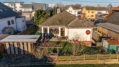 Bungalow mit moderner Raumaufteilung - Terrasse - Garten - Keller - in zentraler Lage Horhausen