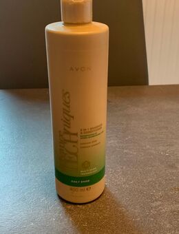 Avon Daily Shine 2 in Shampoo Techniques - Bottrop Zentrum