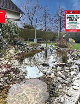 Großzügiges ZFH (ca. 195 m² Wfl.) mit gepflegter Gartenanlage (1.192 m²) - Barntrup